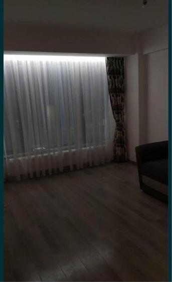 Apartament cu 3 camere decomandat în Bucium