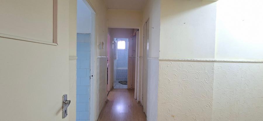 Apartament cu 2 camere decomandat în Micro 20