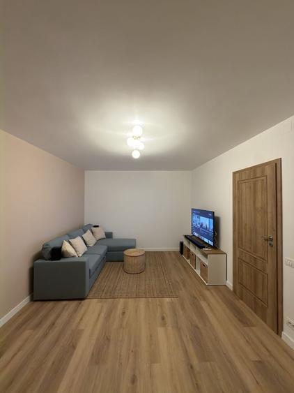 Apartament cu 2 camere decomandat în Banu Manta