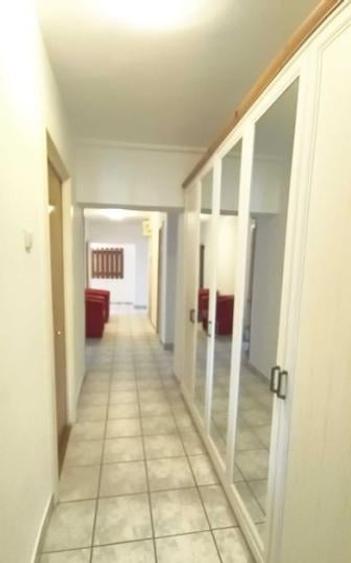 Apartament cu 4 camere decomandat, mobilat în Kiseleff