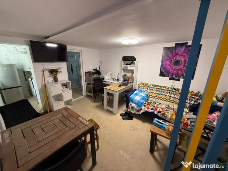 Casă cu 2 camere cu Teren 160 Mp în Păcii