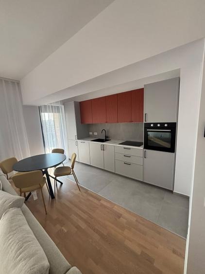 Apartament cu 2 camere decomandat, mobilat în 13 Septembrie