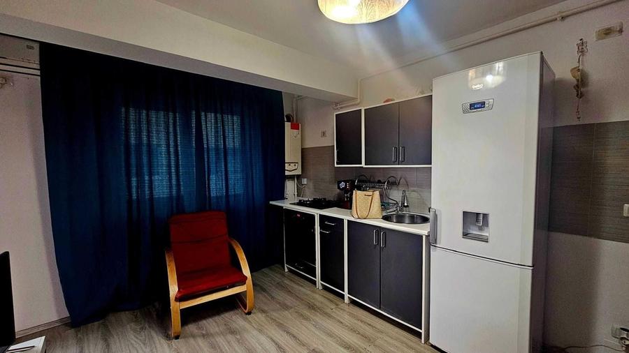 Apartament cu 2 camere decomandat, mobilat în Central — fotografia 3