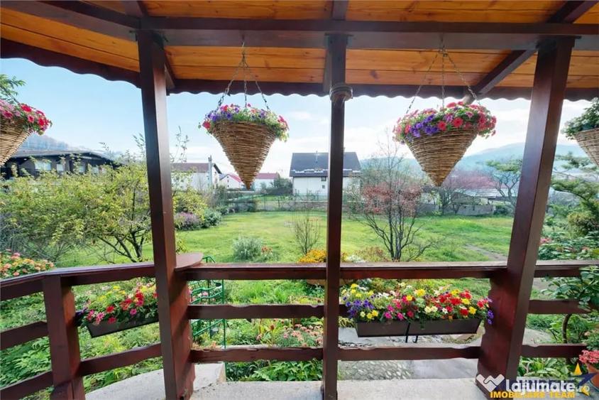 Proprietate rustica la 1 km de Castelul Bran:Doua unitati du - 3