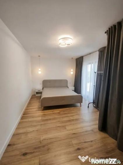 Casă cu 4 camere cu Teren 200 Mp în Central