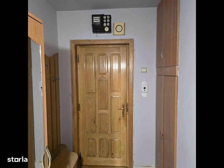 Apartament cu 3 camere în Progresul
