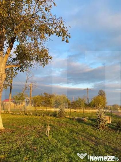 Casă cu 5 camere cu Teren 1400 Mp în Dorohoi