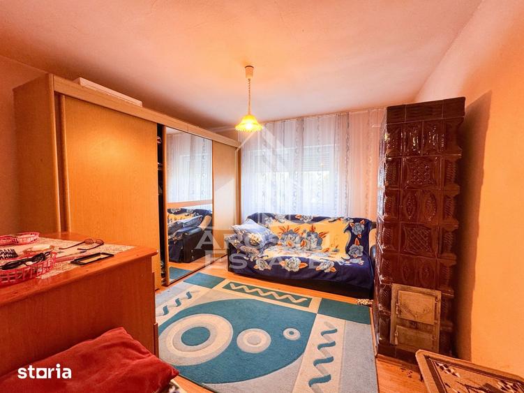 Casă cu 4 camere cu Teren 3000 Mp în Central
