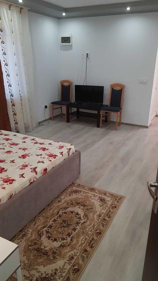 Casă cu 4 camere cu Teren 900 Mp în Central