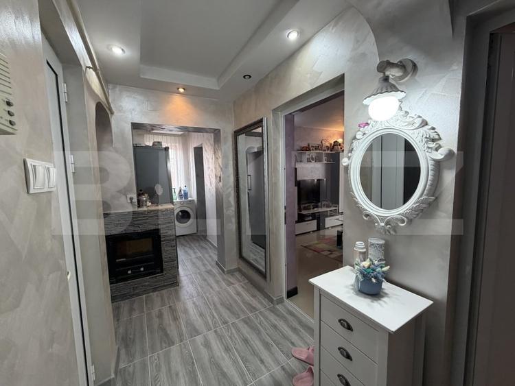 Apartament cu 3 camere decomandat, mobilat în 9 Mai