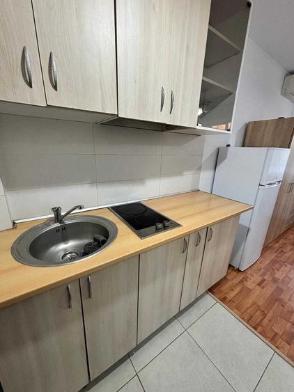 Garsonieră decomandată în Ghiroda