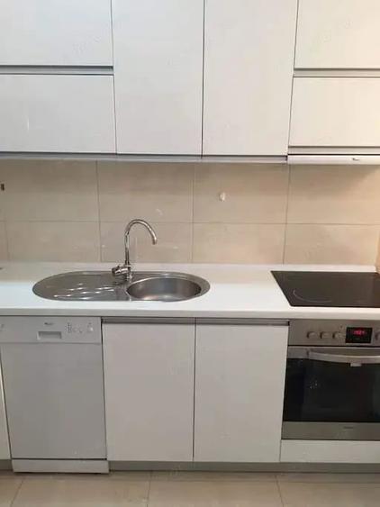 Garsonieră decomandată în Take Ionescu