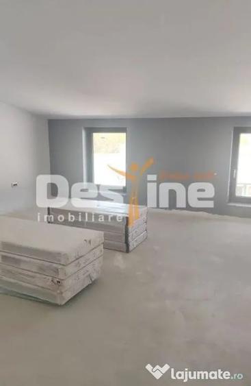 Spațiu comercial, de 386 mp, în Bălteni