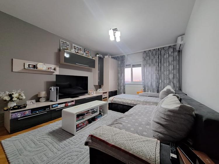 Apartament cu 3 camere decomandat, mobilat în Lipovei — fotografia 3