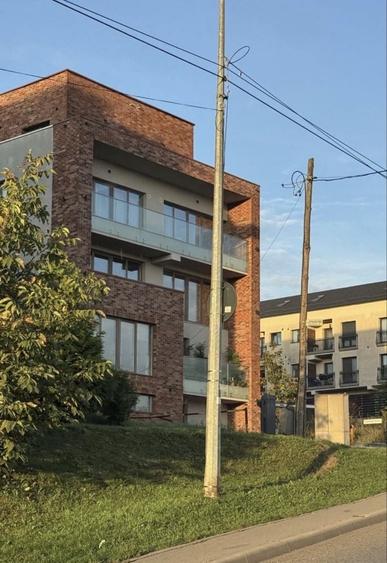 Apartament cu 3 camere în Borhanci