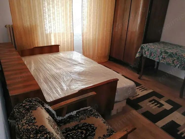 Apartament cu 2 camere decomandat în Timpuri Noi