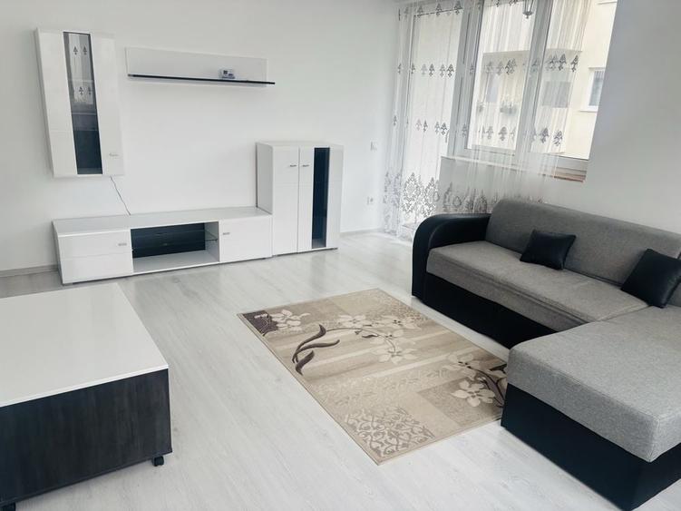 Apartament cu 2 camere decomandat în Exterior Vest
