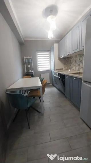 Apartament cu 2 camere decomandat în Florești