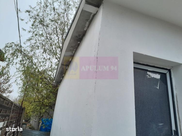 Casă cu 2 camere cu Teren 200 Mp în Giulești