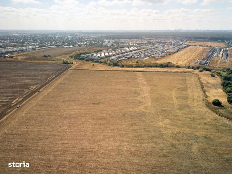 Teren de 16500 mp, în Tunari