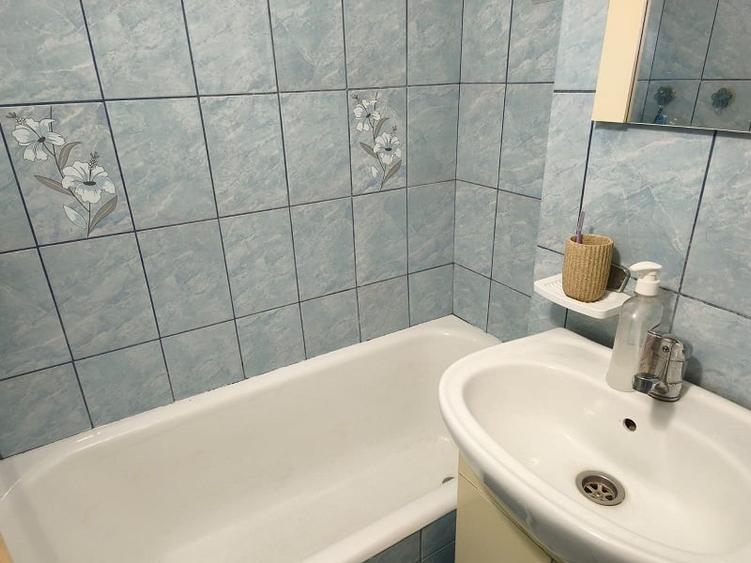 Garsonieră decomandată în Hala Centrală