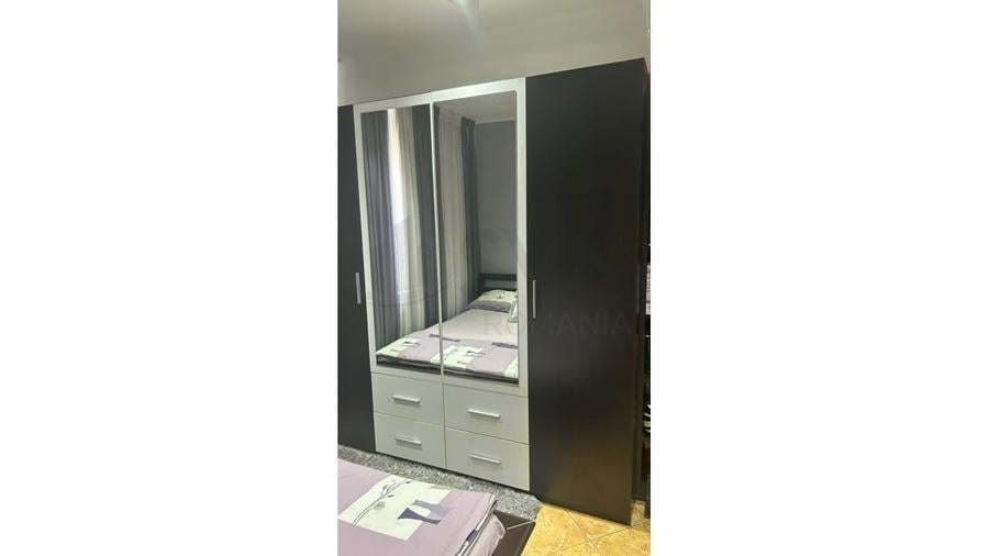 Apartament cu 3 camere decomandat în Dristor