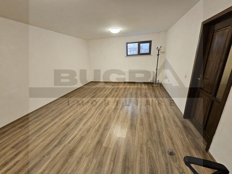 Duplex cu 5 camere cu Canalizare în Europa