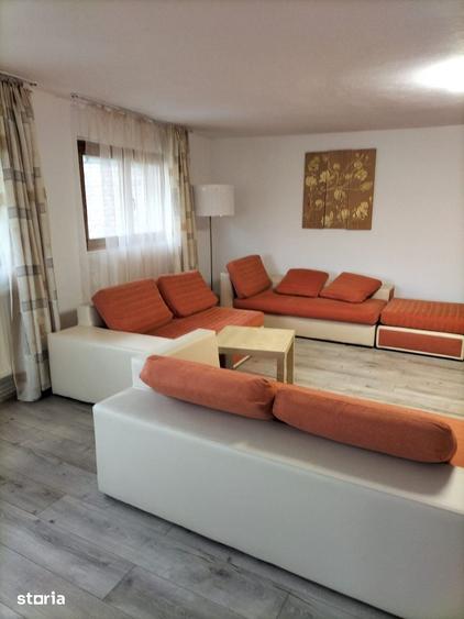 Casă cu 5 camere cu Teren 180 Mp în Schei