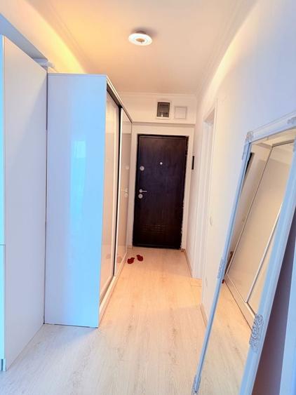 Apartament cu 2 camere decomandat în Central — fotografia 1