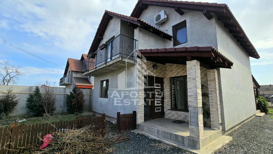 Casă individuală cu 4 camere cu Canalizare în Sânmihaiu Român