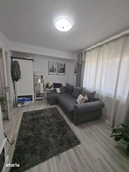 Casă cu 4 camere cu Teren 800 Mp în Ferneziu