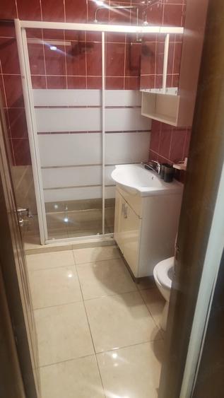 Apartament cu 2 camere decomandat în Universitate