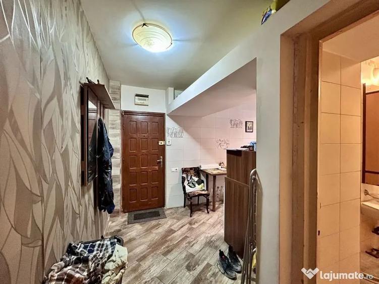 Apartament cu 2 camere decomandat în Vest