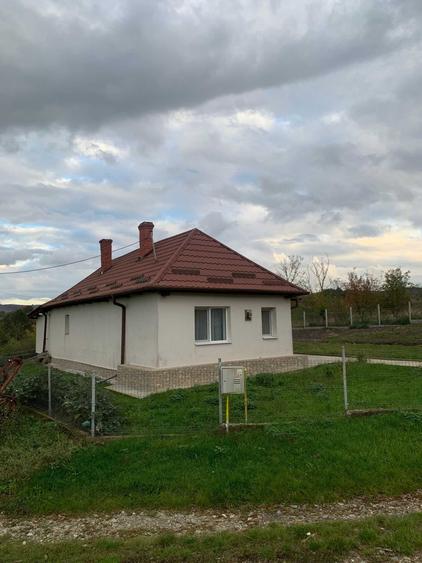 Casă cu 3 camere în Noșlac