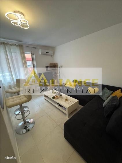 Apartament cu 2 camere în Apărătorii Patriei
