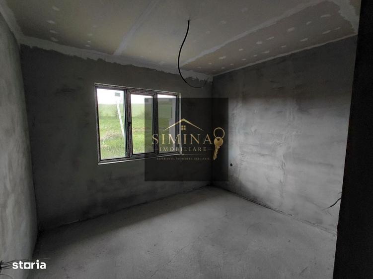 Casă cu 4 camere cu Teren 500 Mp în Nazna