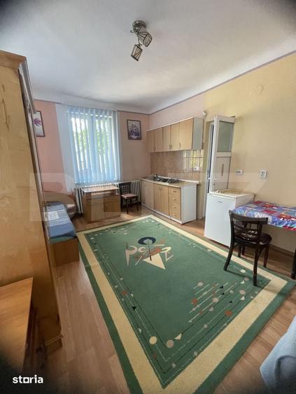 Casă cu 4 camere decomandat cu Teren 250 Mp în Central