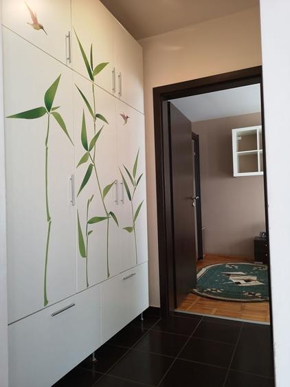 Apartament cu 2 camere semidecomandat în Spitalul Județean