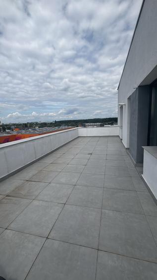 Apartament cu 3 camere decomandat, mobilat în Colentina