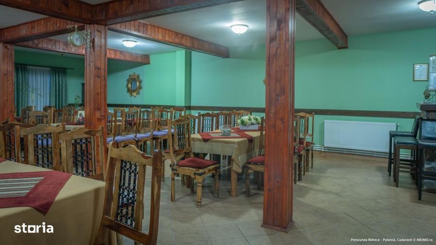 Spațiu comercial, de 600 mp, în Coșnea