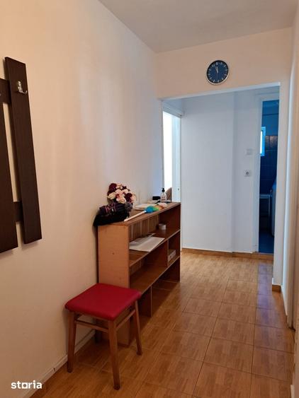 Apartament cu 2 camere decomandat în Zorilor