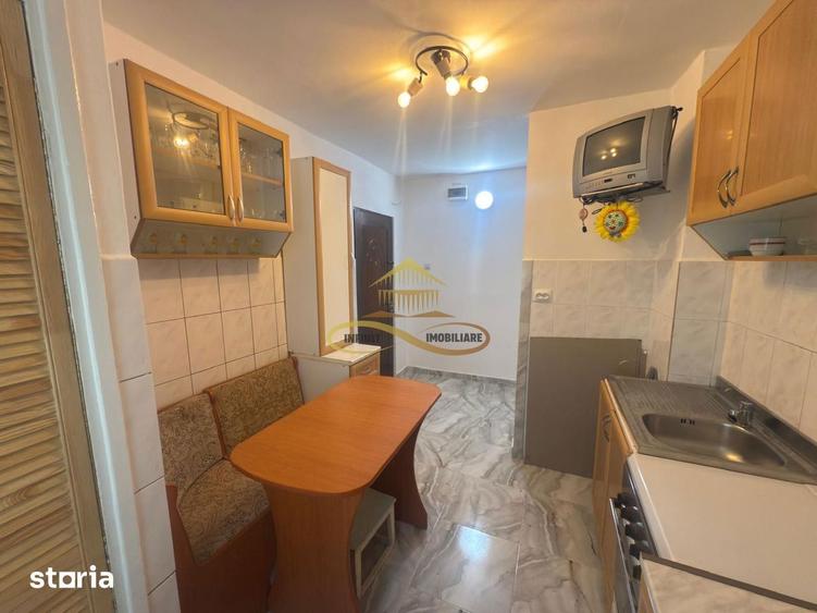 Apartament cu 2 camere nedecomandat în Cornișa
