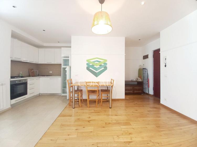 Apartament cu 3 camere semidecomandat, mobilat în Herăstrău