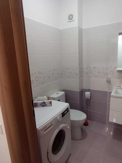 Apartament cu 2 camere semidecomandat în Apărătorii Patriei