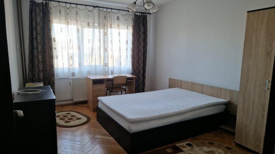 Apartament cu 2 camere semidecomandat, mobilat în Soarelui