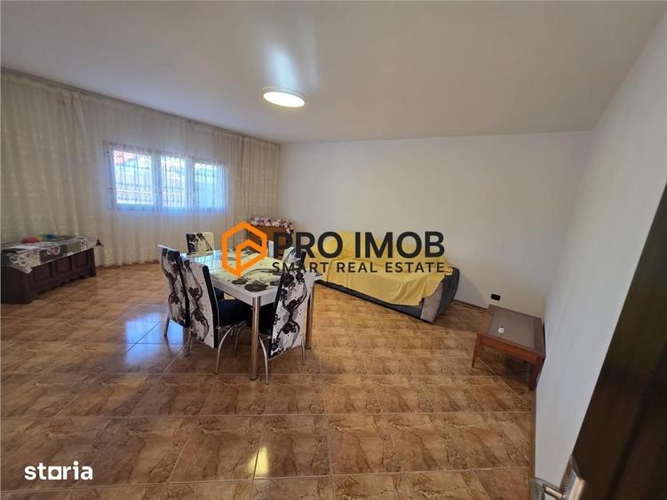 Casă cu 4 camere cu Teren 900 Mp în Ivești