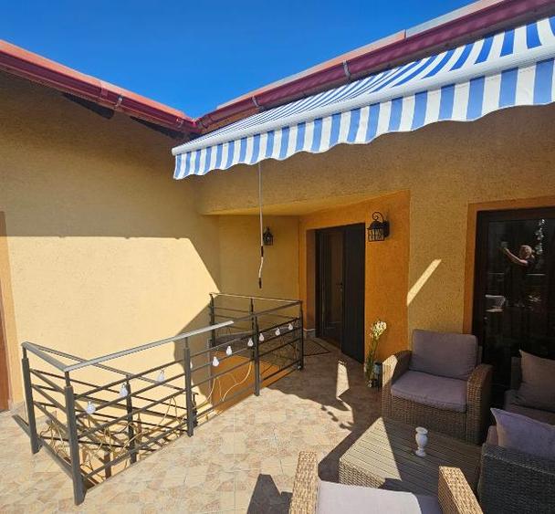 Casă individuală cu 7 camere cu Teren 1723 Mp în Hărman
