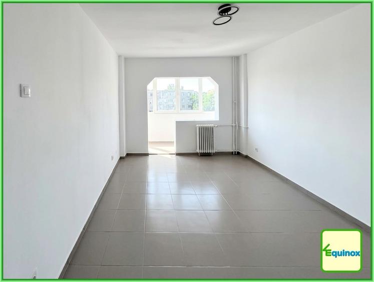 Apartament cu 4 camere decomandat în Malu Roșu