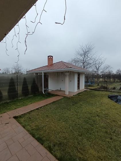 Casă cu 4 camere cu Teren 300 Mp în Urseni