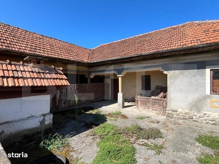 Casă cu 4 camere în Turcinești